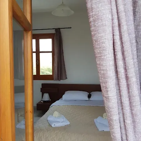 Holiday home Ariadne 4 *